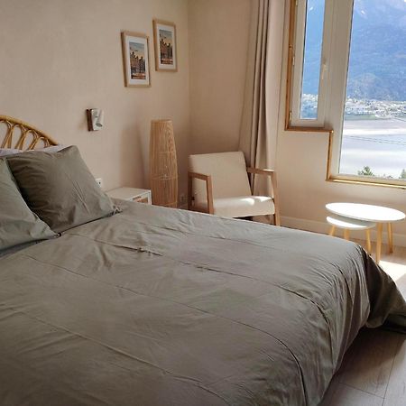 Le Cosy Du Plongeoir - T2 Neuf Avec Vue Sur Le Lac De Serre Poncon Et Grande Terrasse Avec Jardin Savines-le-Lac Exterior foto